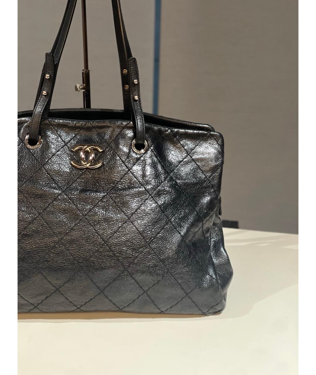 CHANEL Черная кожаная сумка тоут, фото 5