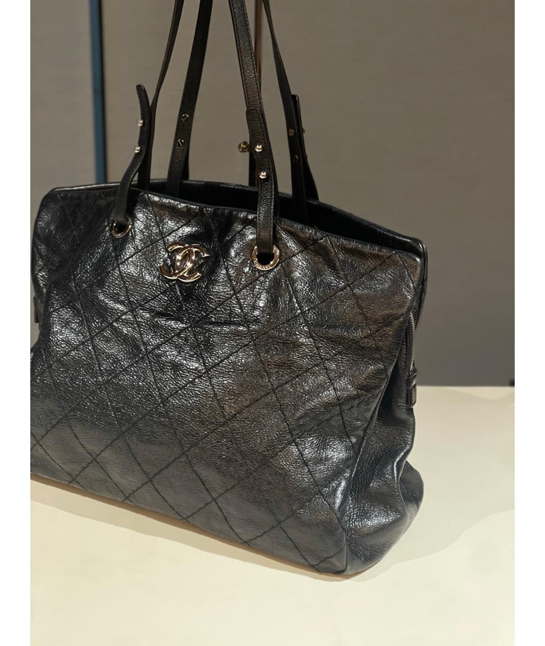 CHANEL Черная кожаная сумка тоут, фото 3