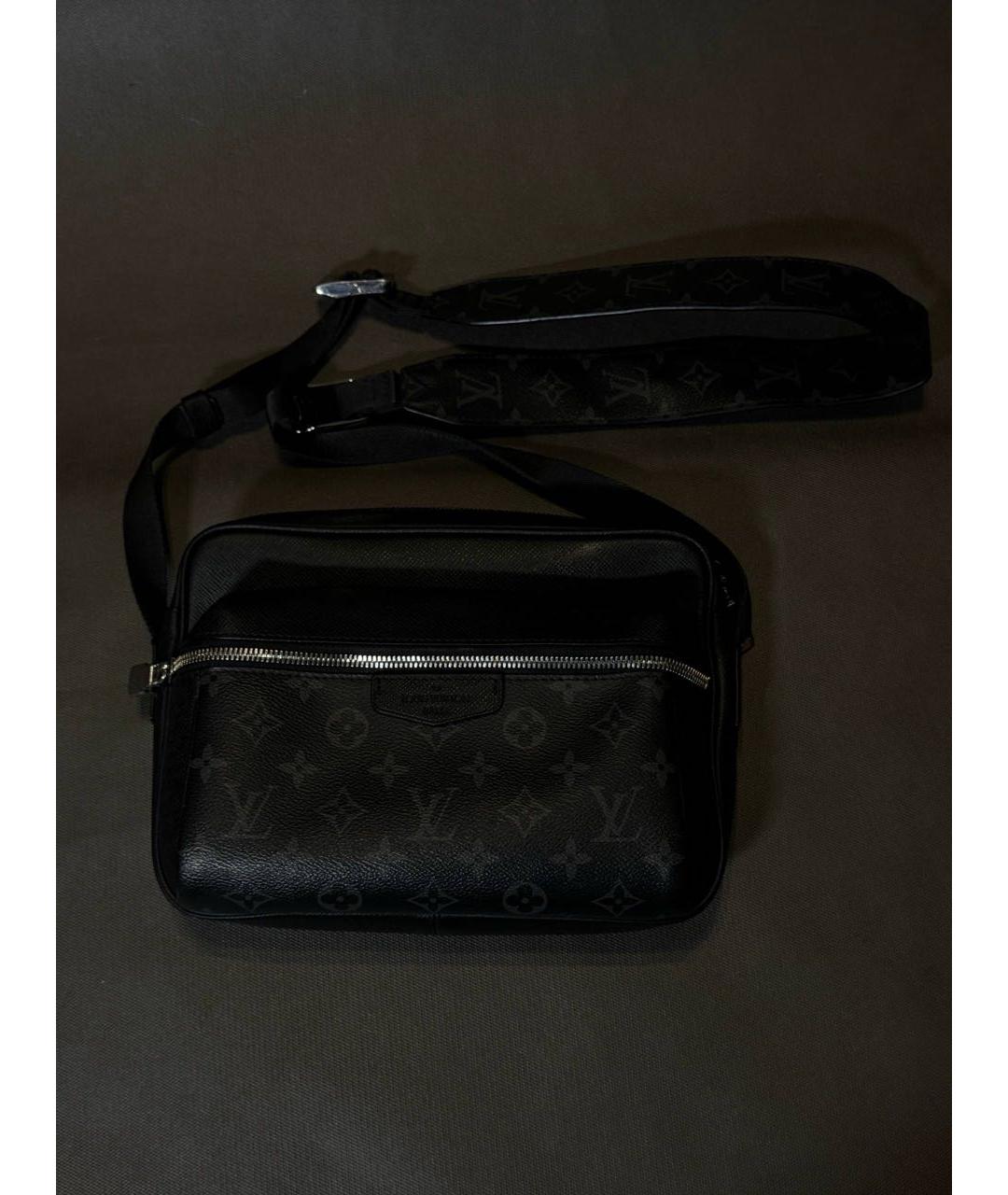 LOUIS VUITTON Черная кожаная барсетка, фото 4