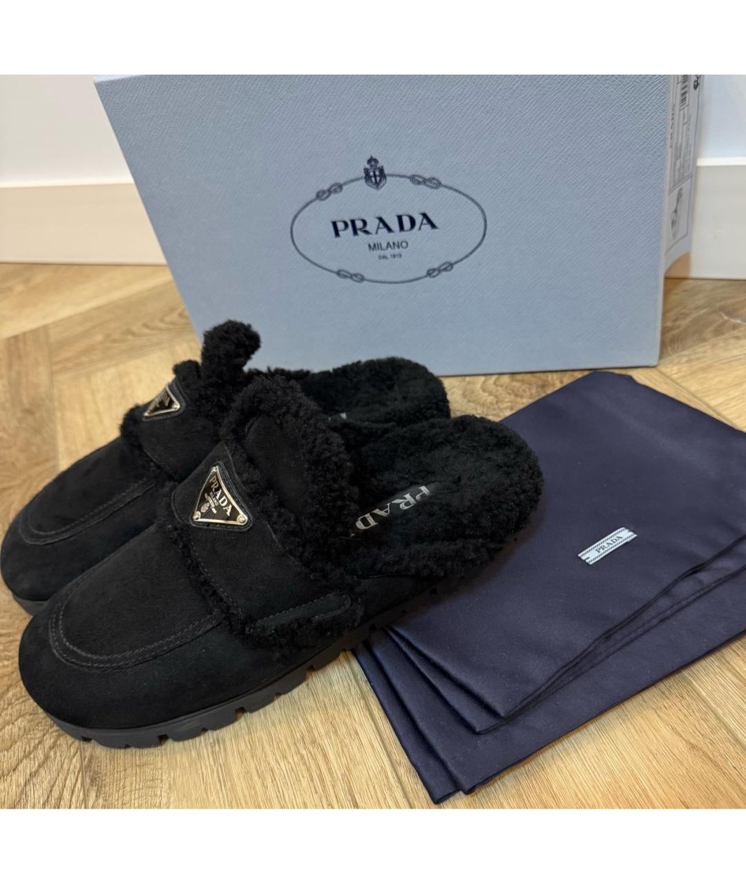 PRADA Черные замшевые сабо, фото 2