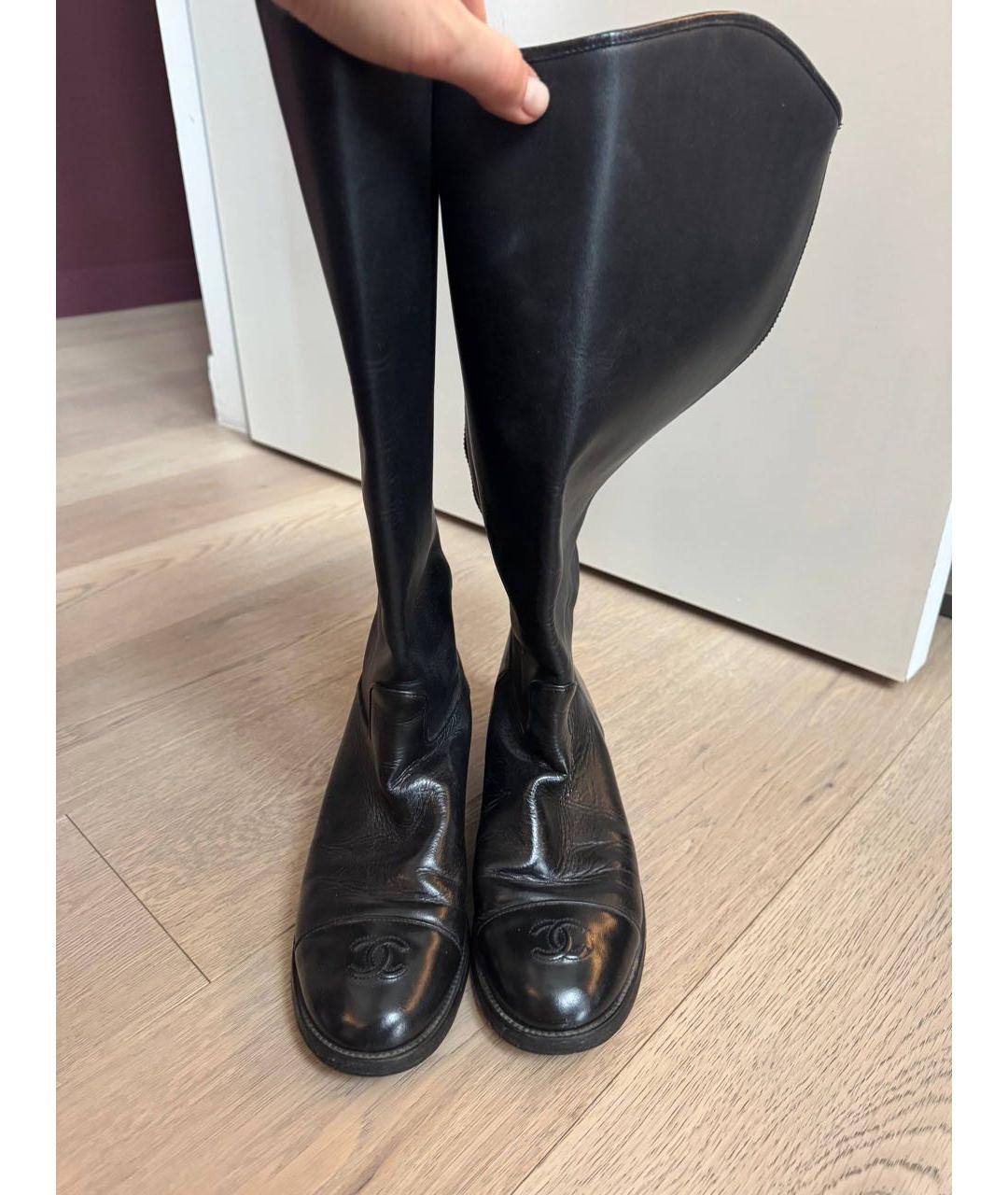 CHANEL Черные кожаные сапоги, фото 3