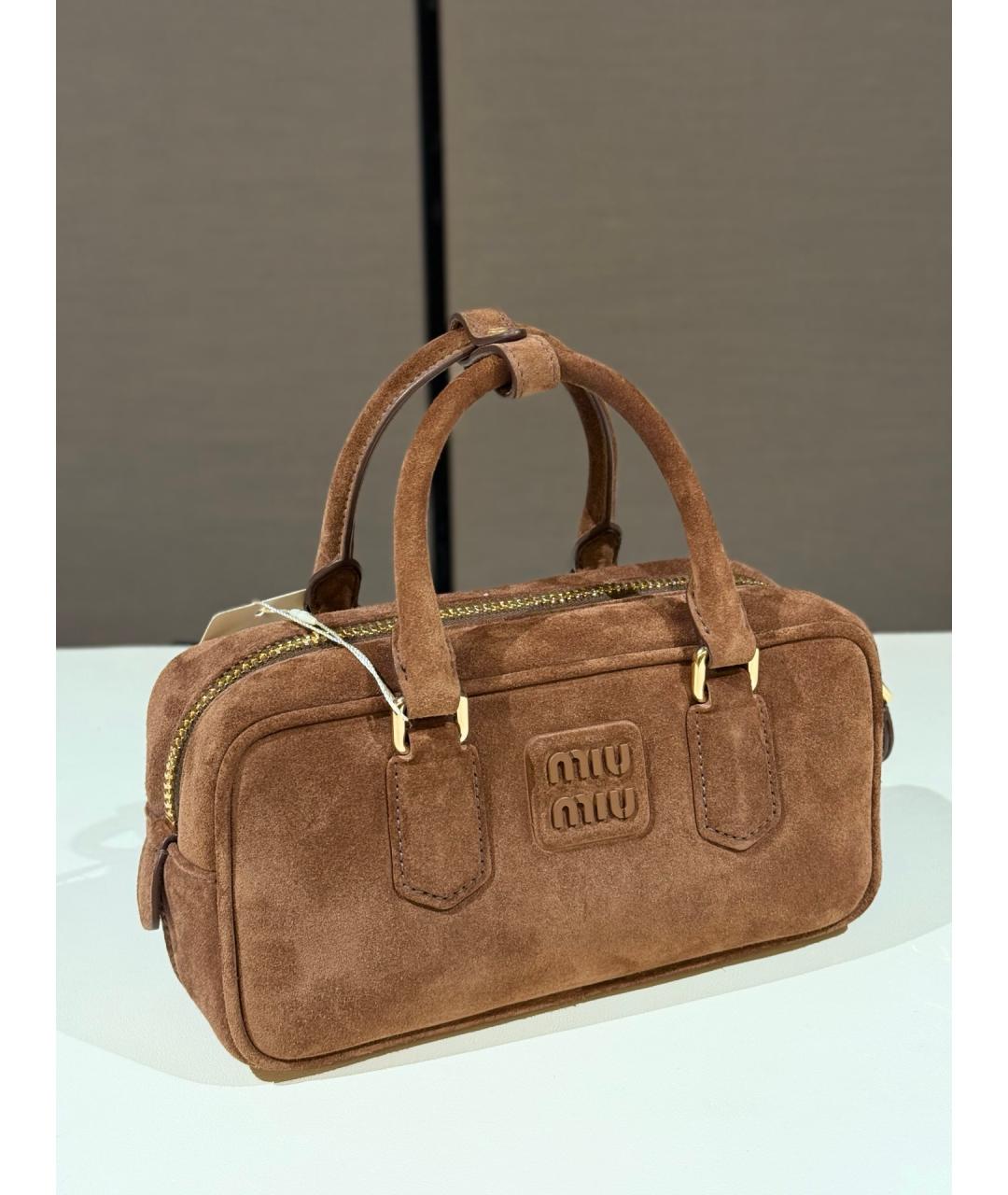 MIU MIU Коричневая замшевая сумка с короткими ручками, фото 4
