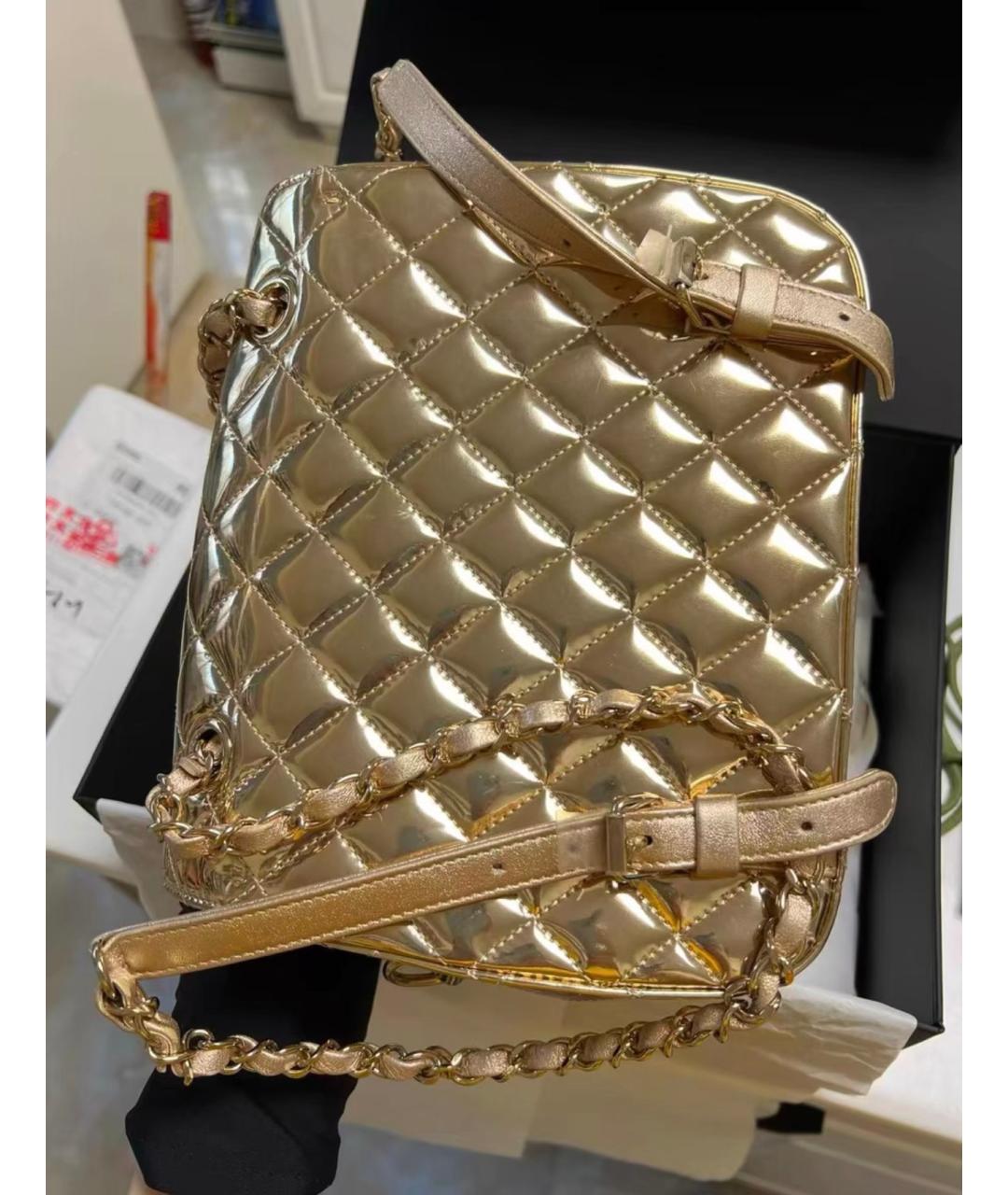 CHANEL Золотая кожаная сумка через плечо, фото 4