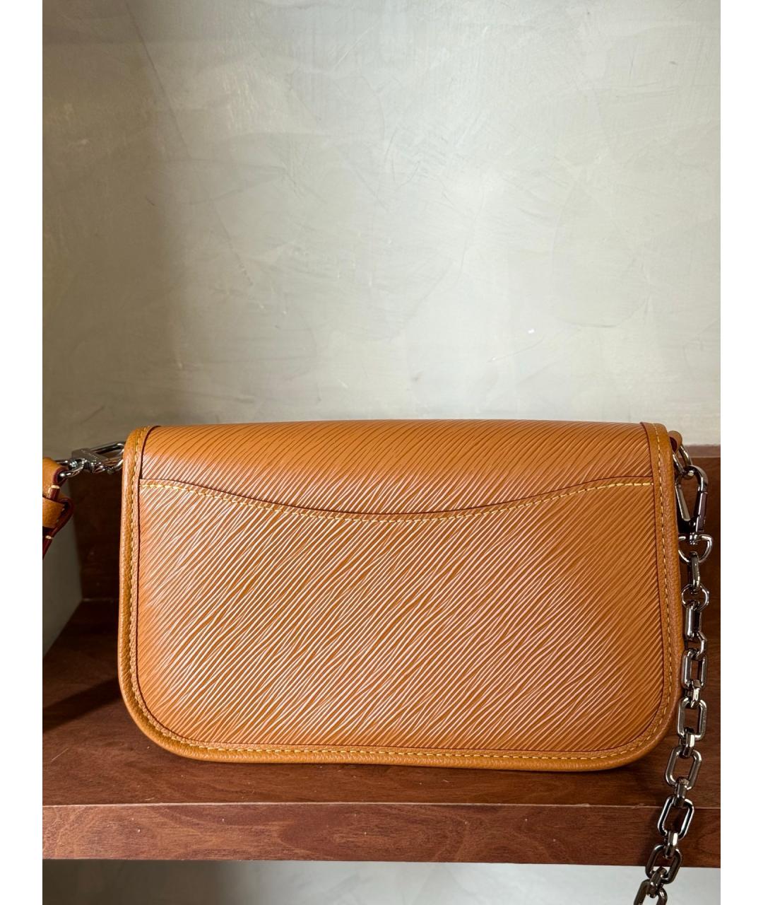 LOUIS VUITTON Коричневая кожаная сумка через плечо, фото 6