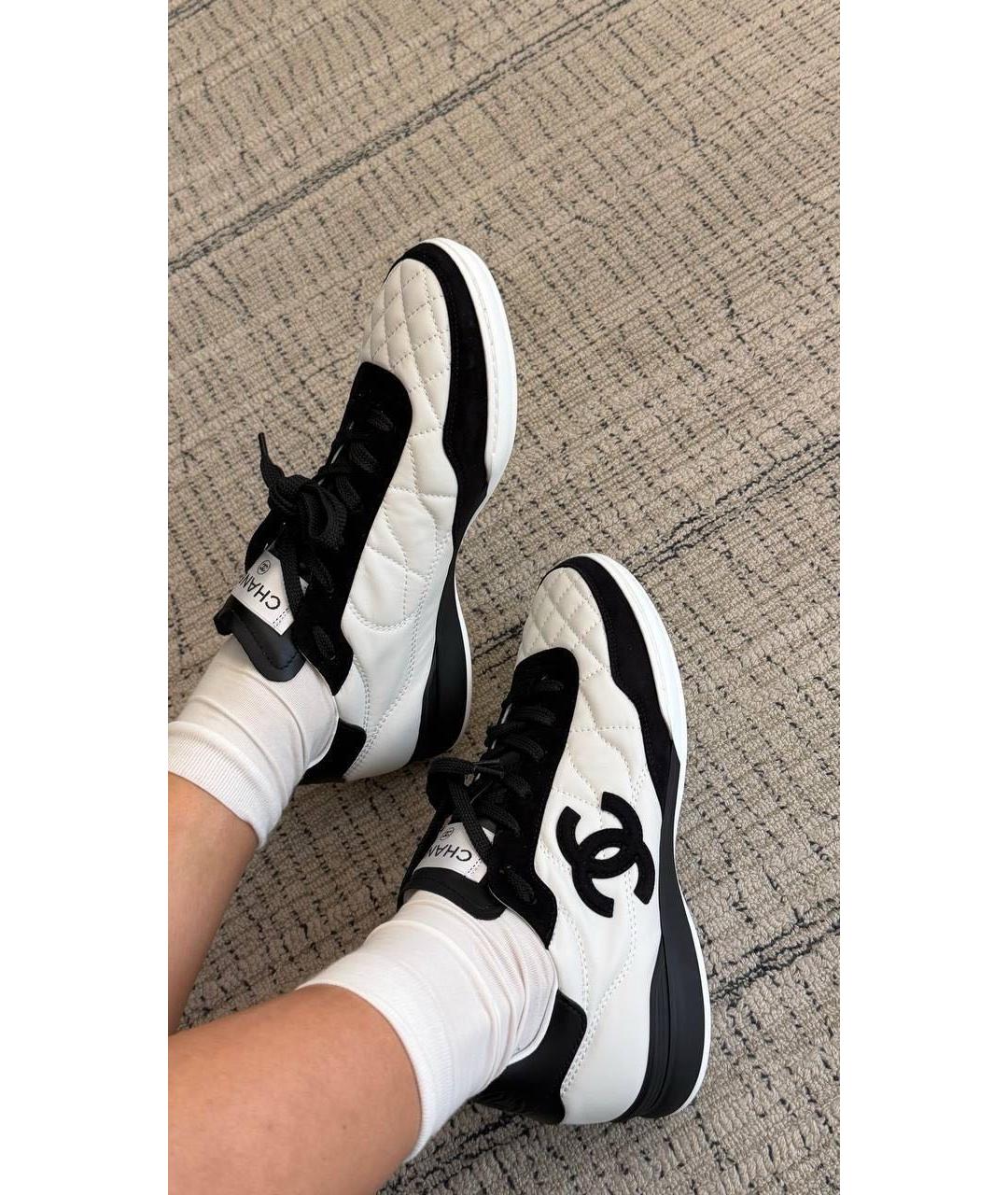 CHANEL Белые кожаные кроссовки, фото 2