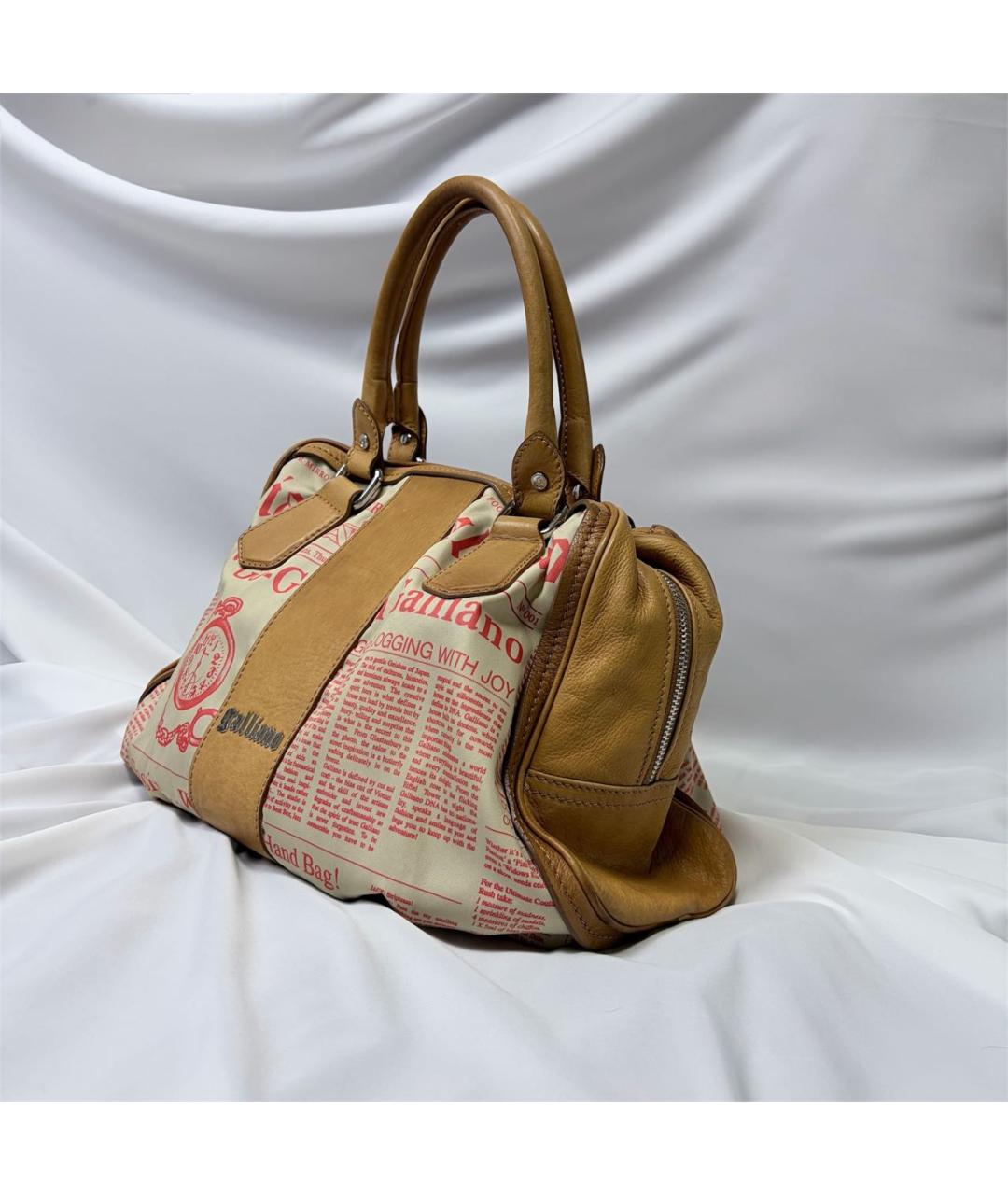 JOHN GALLIANO Бежевая кожаная сумка с короткими ручками, фото 5