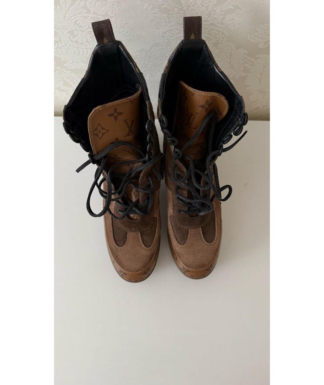 LOUIS VUITTON Коричневые замшевые ботинки, фото 3