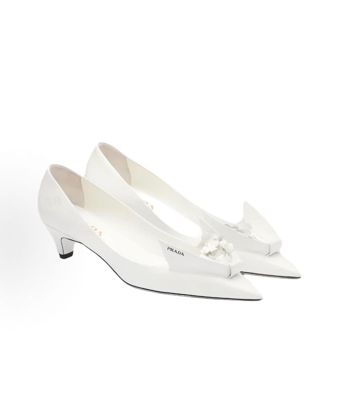 PRADA Белые кожаные туфли, фото 2