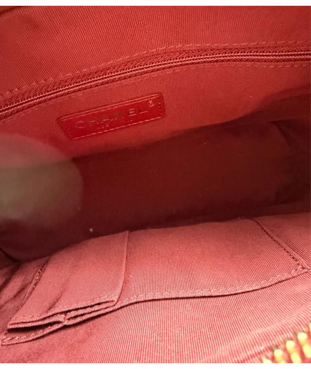 CHANEL Красная кожаная сумка через плечо, фото 5