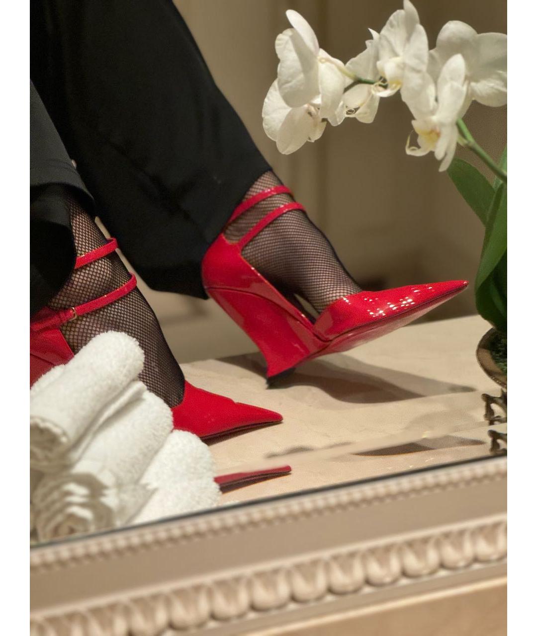 FERRAGAMO Красные туфли из лакированной кожи, фото 6