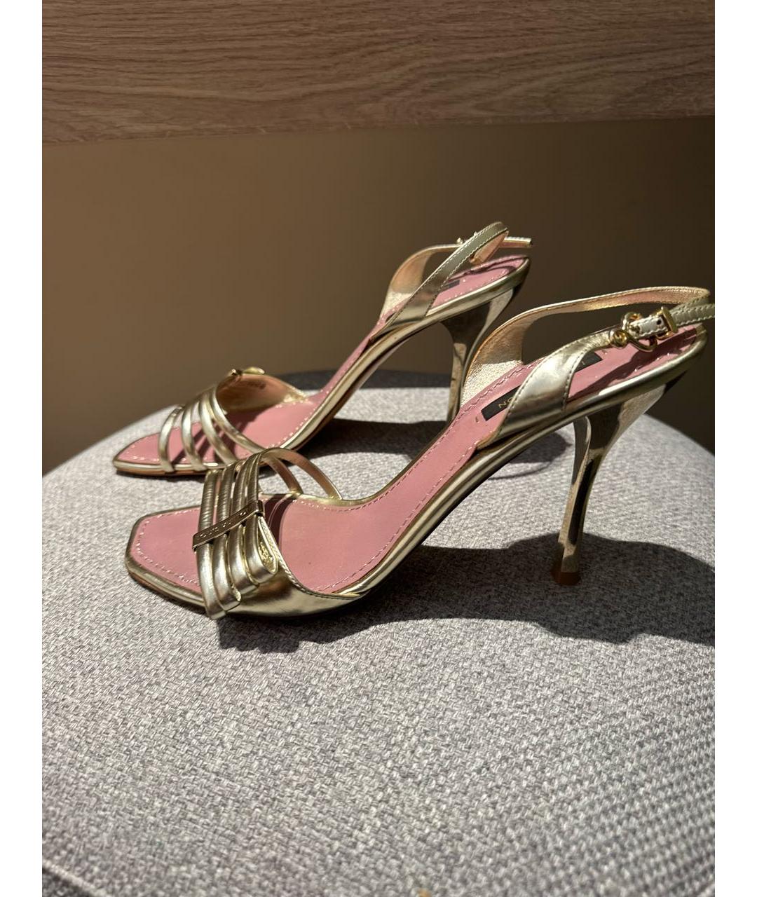 LOUIS VUITTON Золотые кожаные босоножки, фото 7