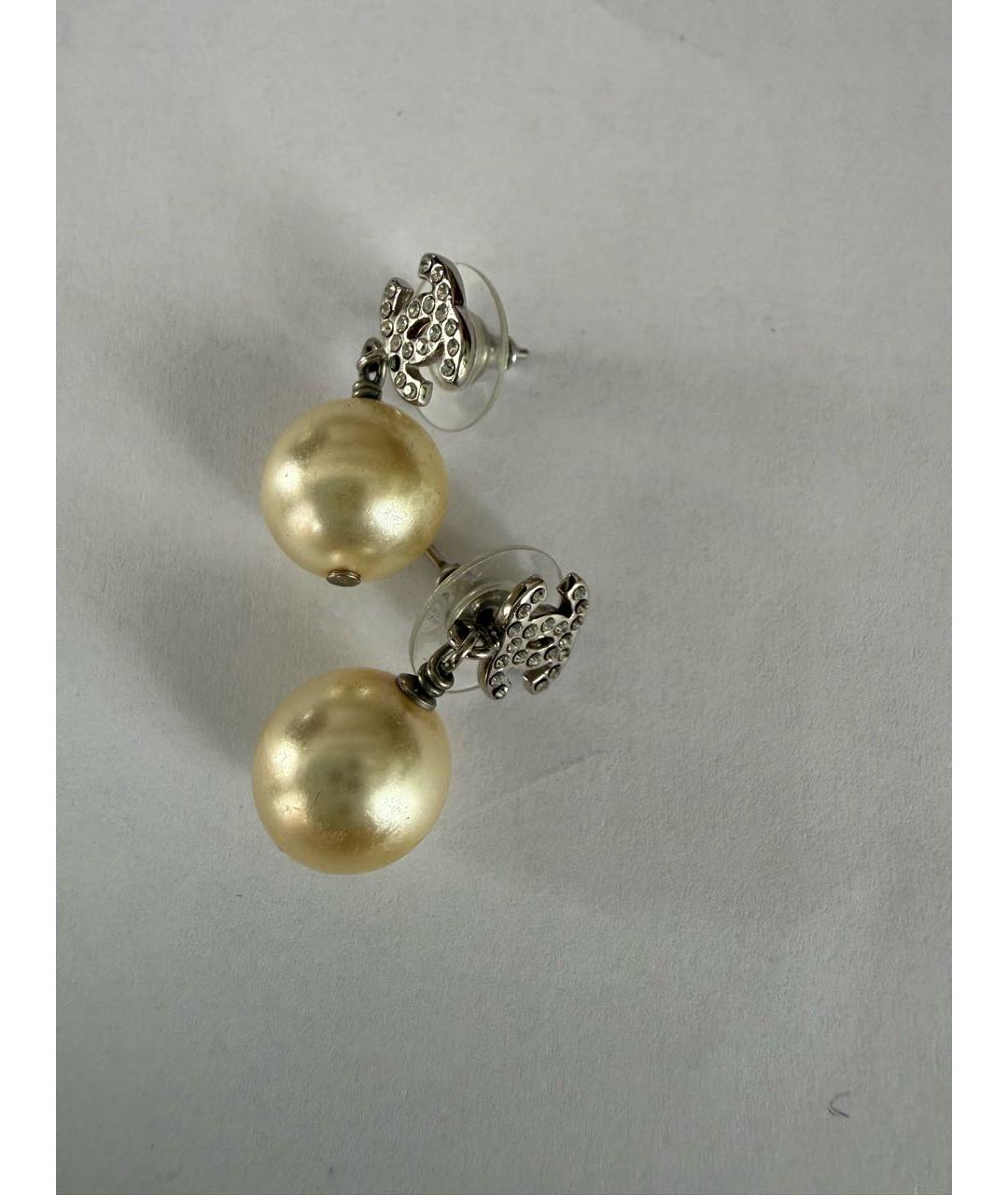 CHANEL Бежевые жемчужные серьги, фото 3