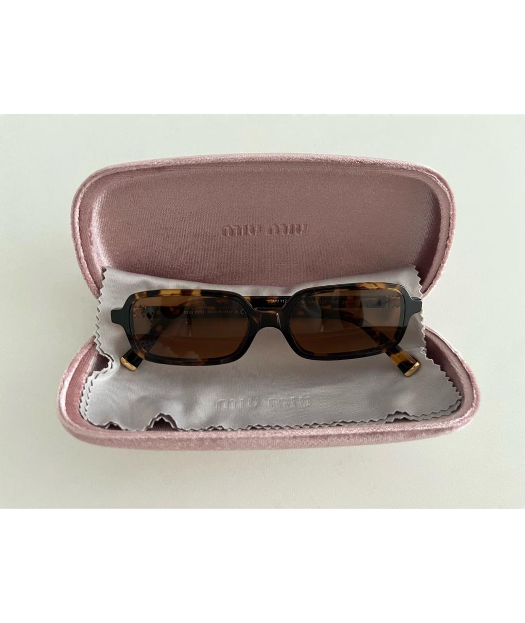 MIU MIU Коричневые пластиковые солнцезащитные очки, фото 2