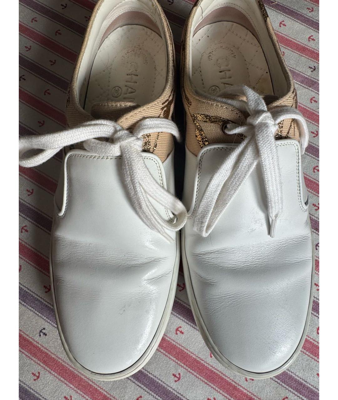 CHANEL Белые кожаные слипоны, фото 2