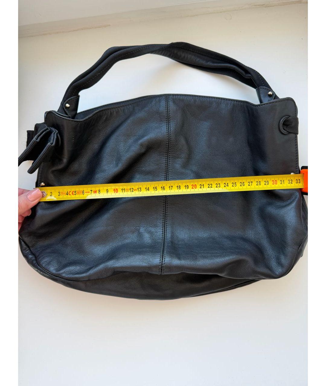 FERRAGAMO Черная кожаная сумка через плечо, фото 5