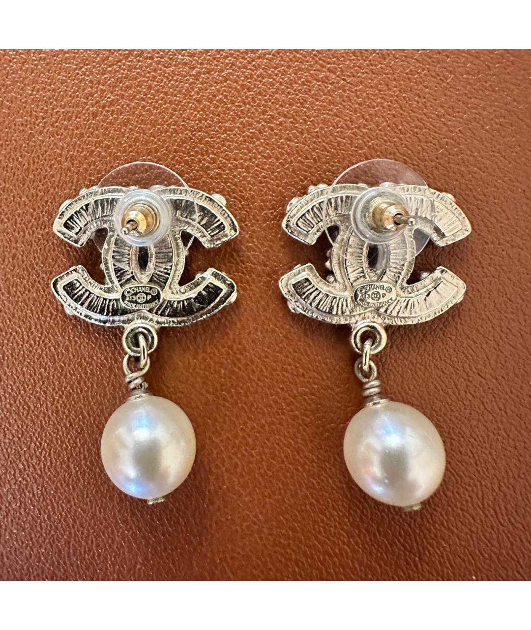 CHANEL Золотые металлические серьги, фото 2