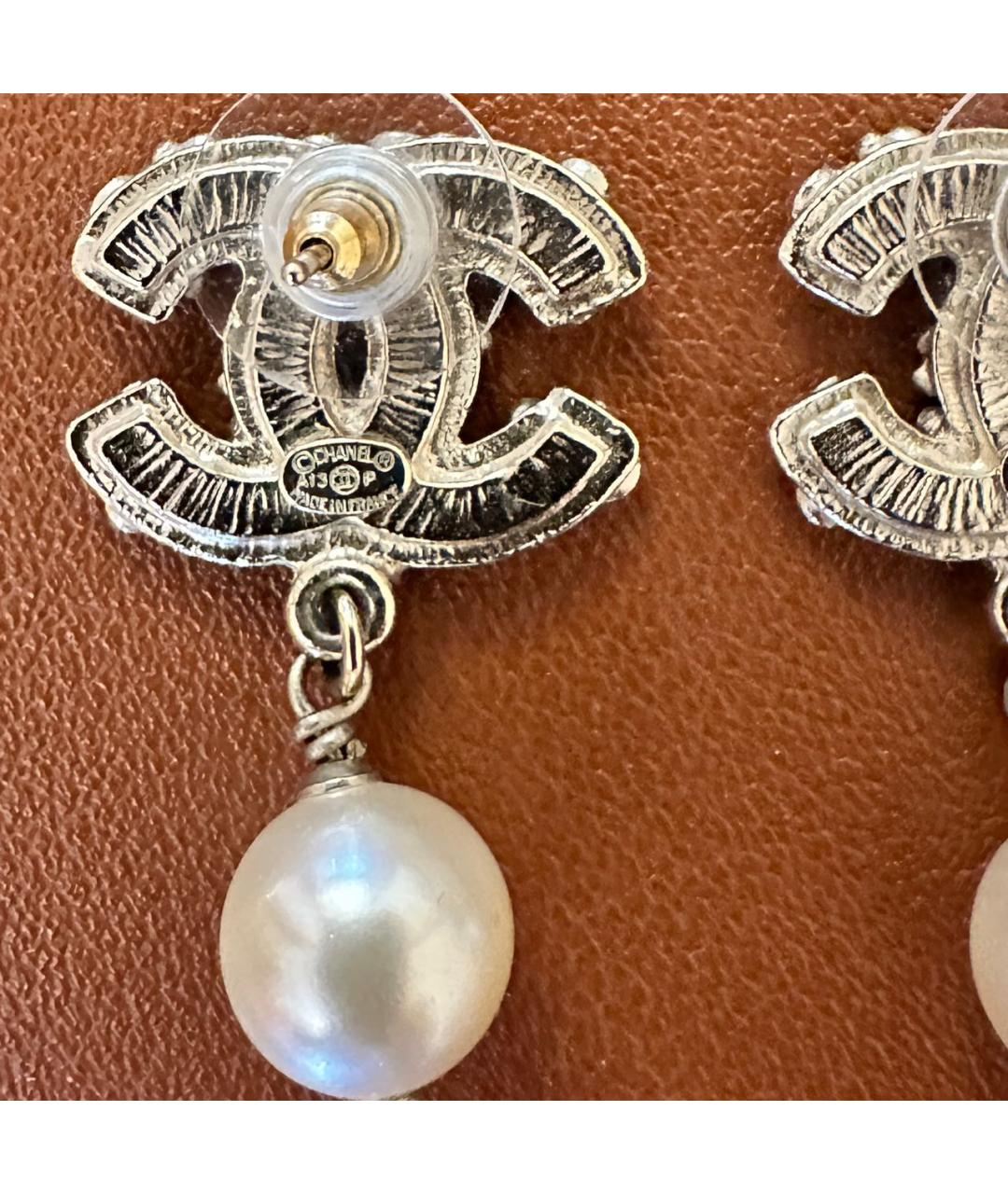 CHANEL Золотые металлические серьги, фото 6