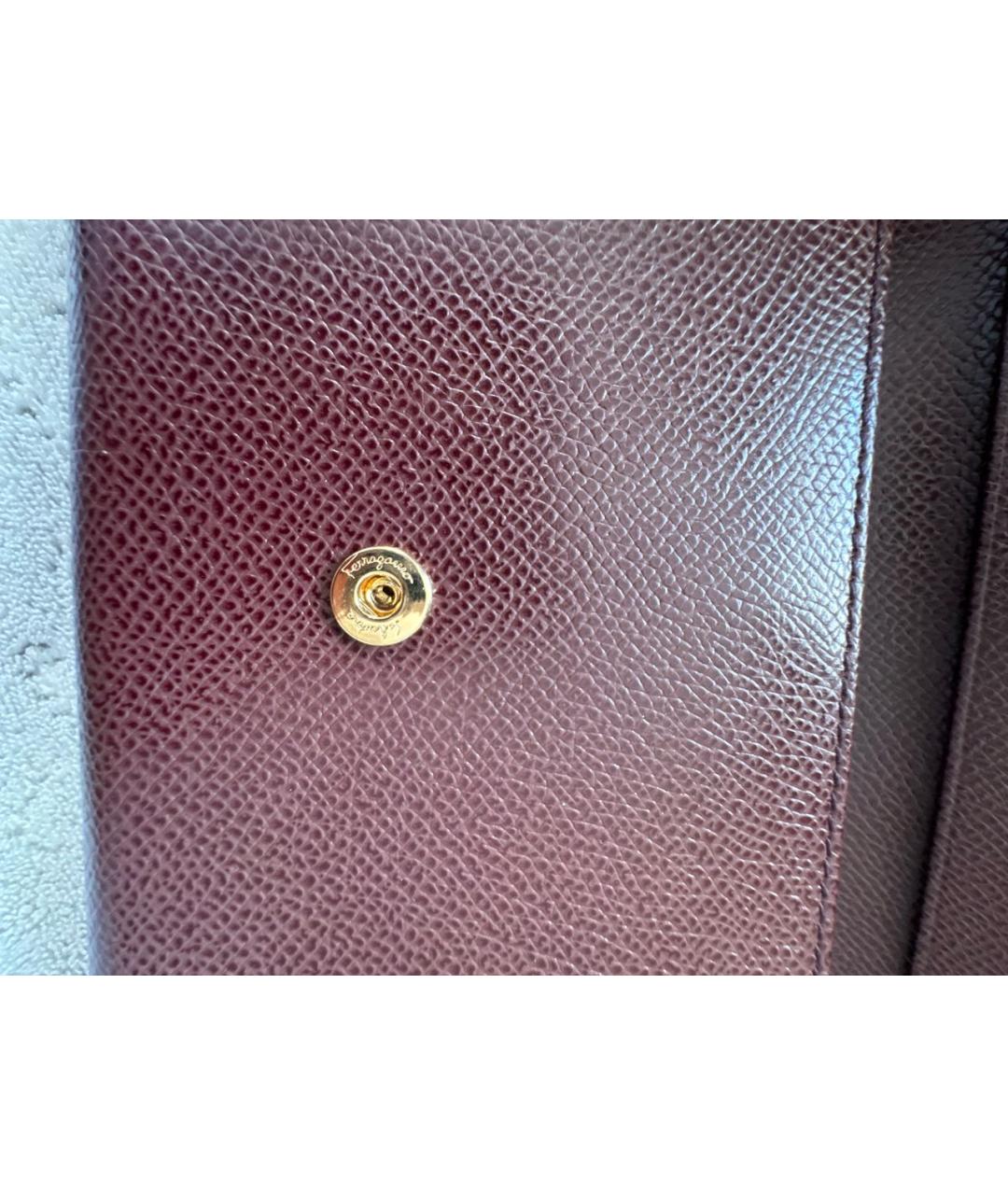 FERRAGAMO Коричневый кожаный кошелек, фото 6