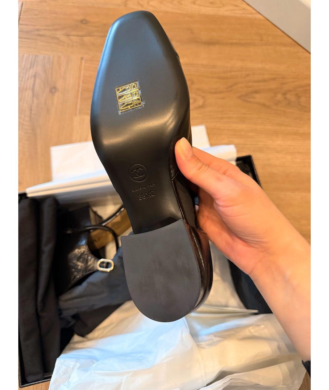 CHANEL Черные туфли из лакированной кожи, фото 4