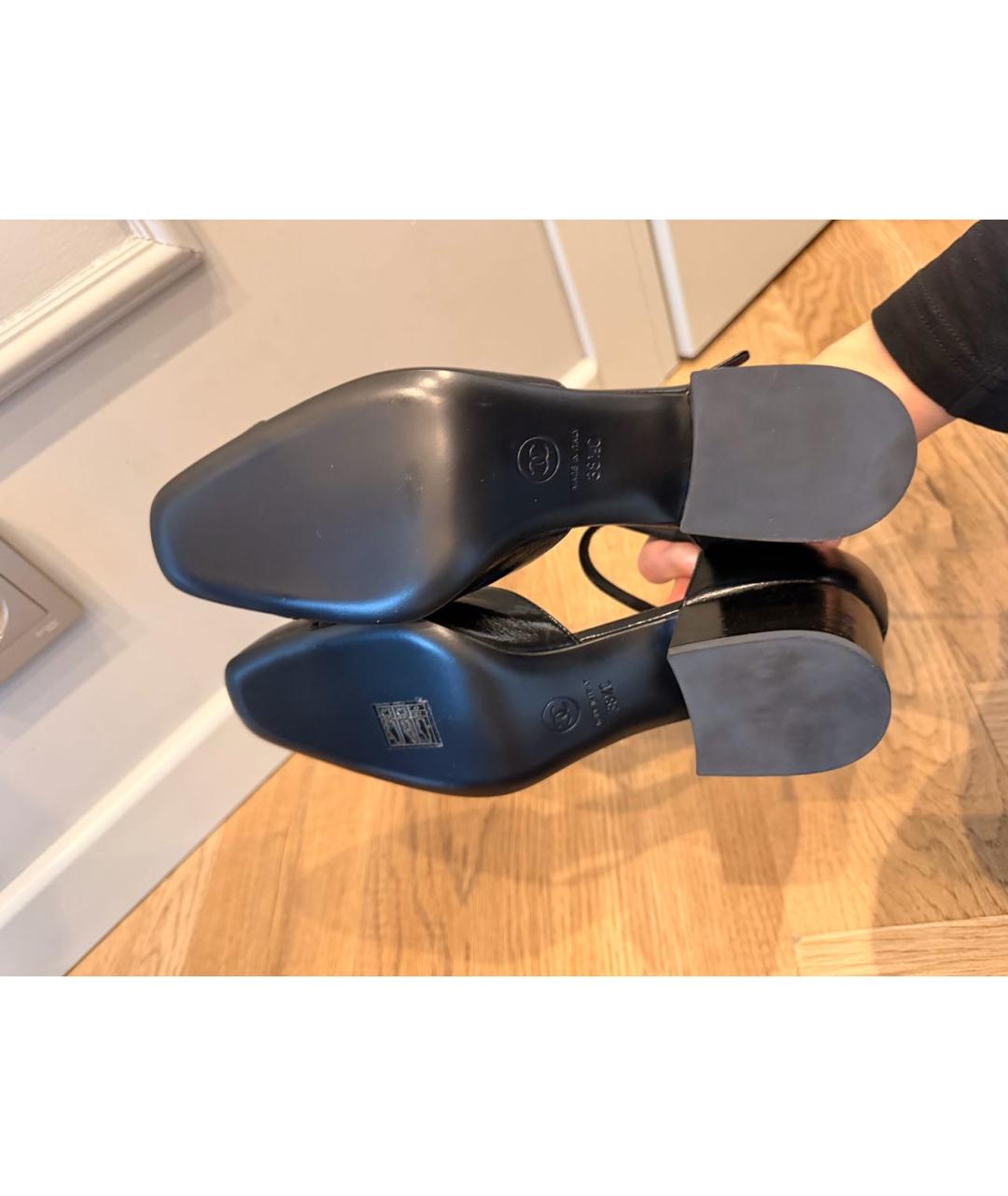 CHANEL Черные туфли из лакированной кожи, фото 5