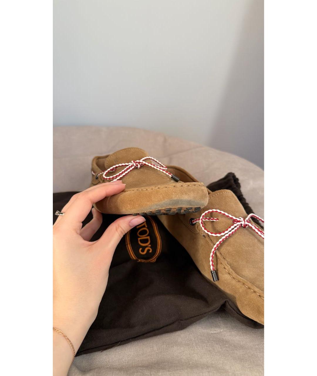 TOD'S Бежевые замшевые мокасины, фото 5