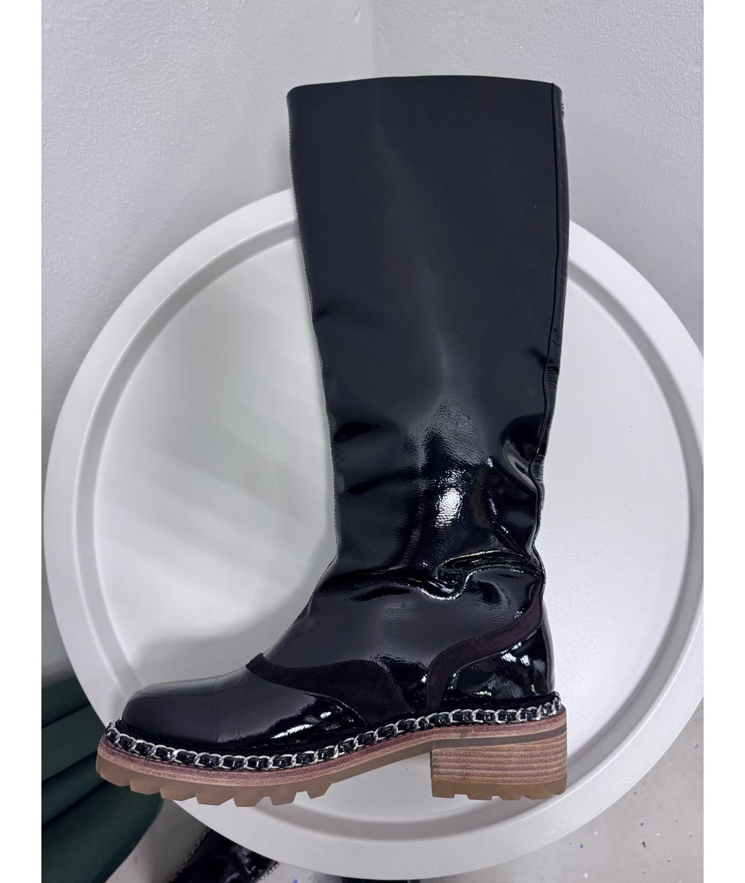 CHANEL Черные сапоги из лакированной кожи, фото 9