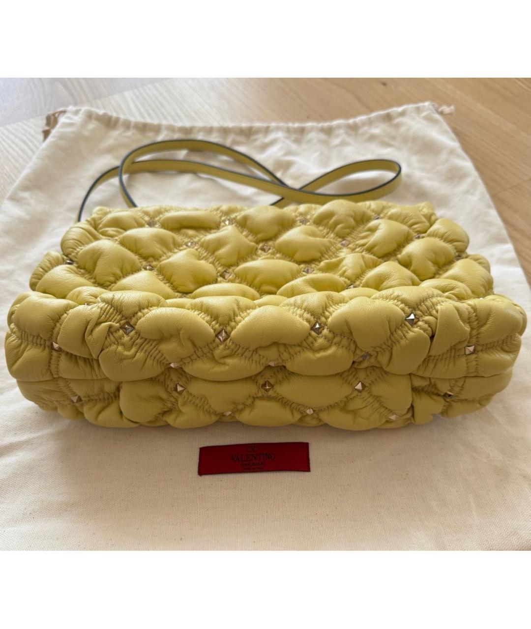 VALENTINO Желтая кожаная сумка через плечо, фото 2