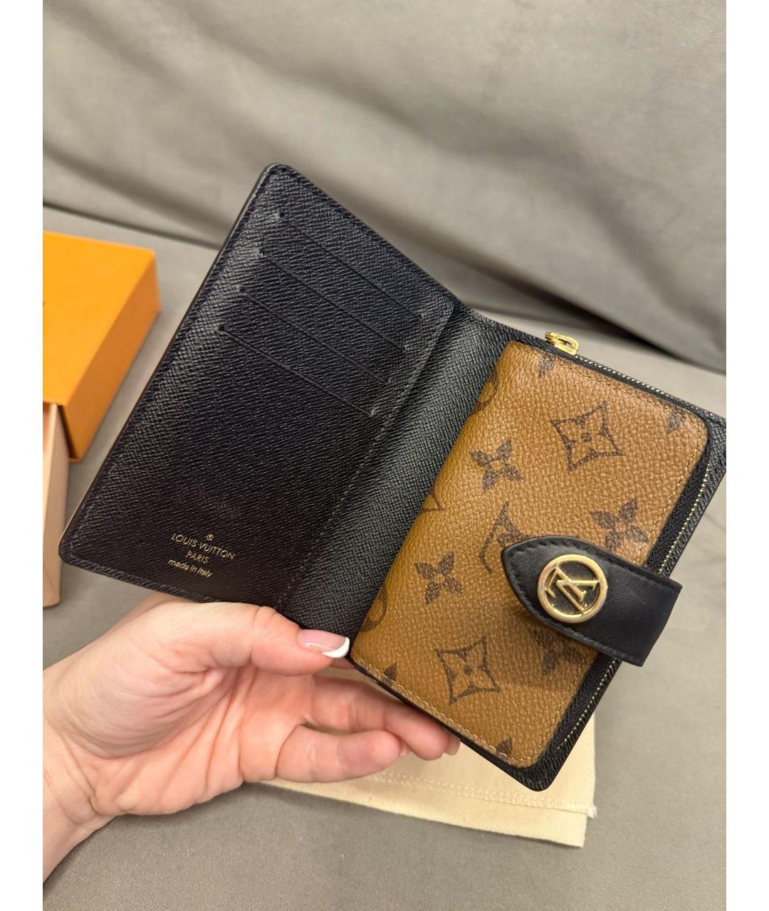 LOUIS VUITTON Коричневый кошелек, фото 2