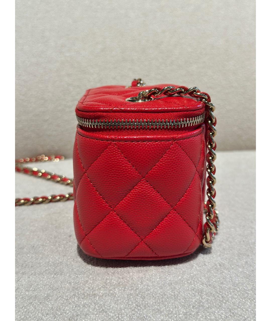 CHANEL Красная кожаная сумка через плечо, фото 3