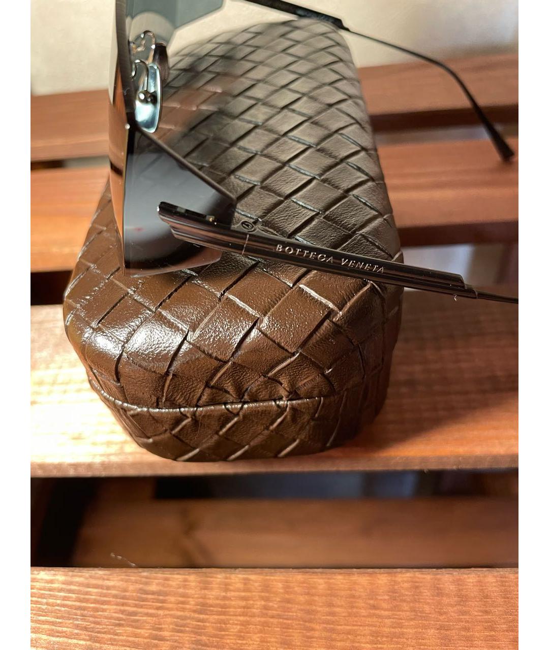 BOTTEGA VENETA Черные металлические солнцезащитные очки, фото 3