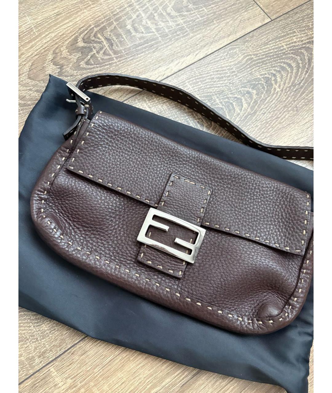 FENDI Коричневая кожаная сумка через плечо, фото 5