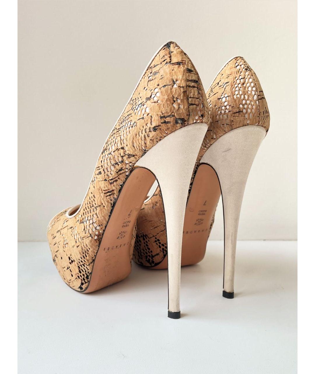 CASADEI Бежевые текстильные туфли, фото 4