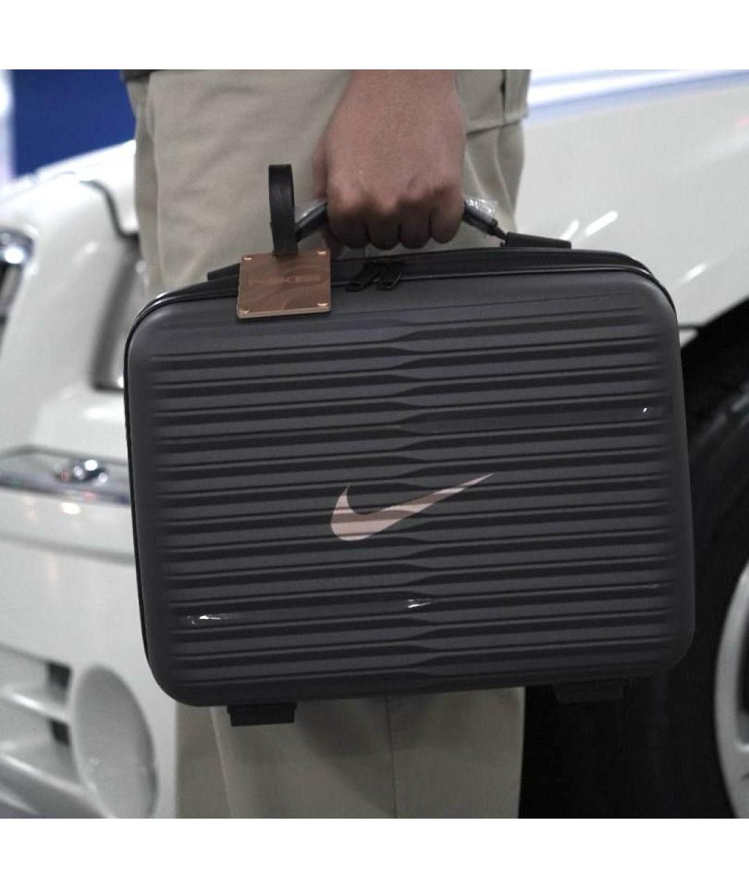 NIKE Антрацитовый чемодан, фото 7