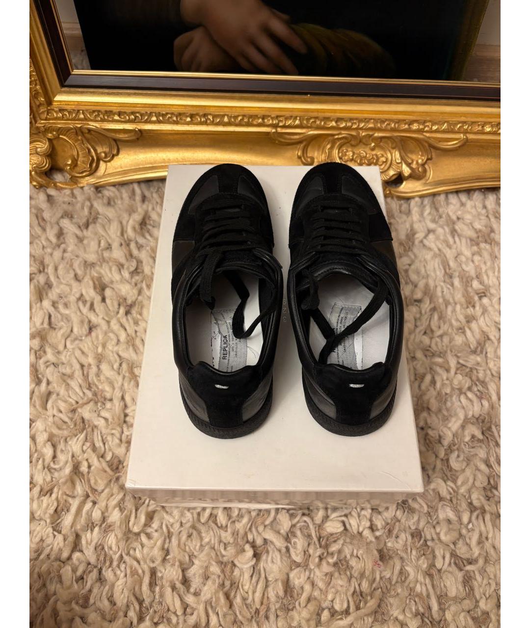 MAISON MARGIELA Черные низкие кроссовки / кеды из искусственной кожи, фото 3