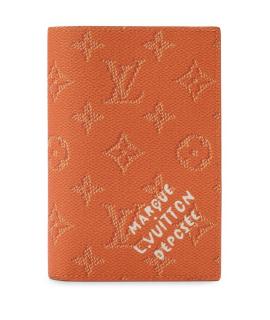 LOUIS VUITTON Обложка/футляр