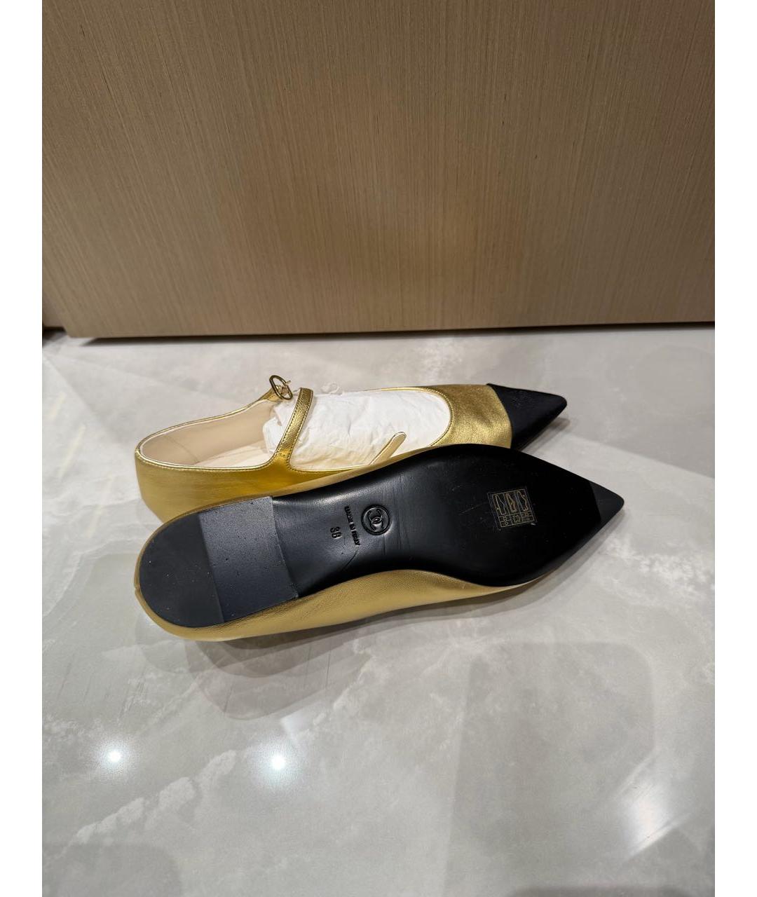 CHANEL Золотые кожаные балетки, фото 6