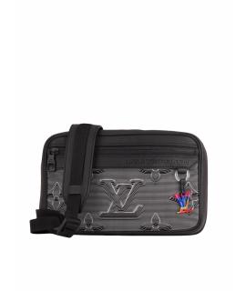 LOUIS VUITTON Сумка на плечо