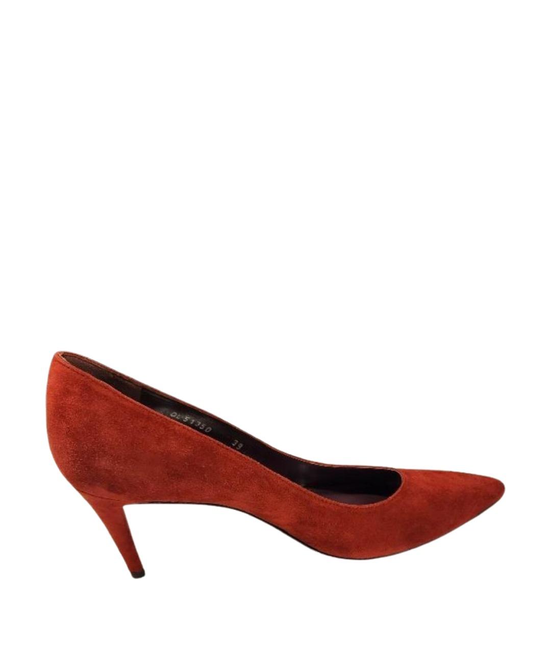 STUART WEITZMAN Красные замшевые туфли, фото 1