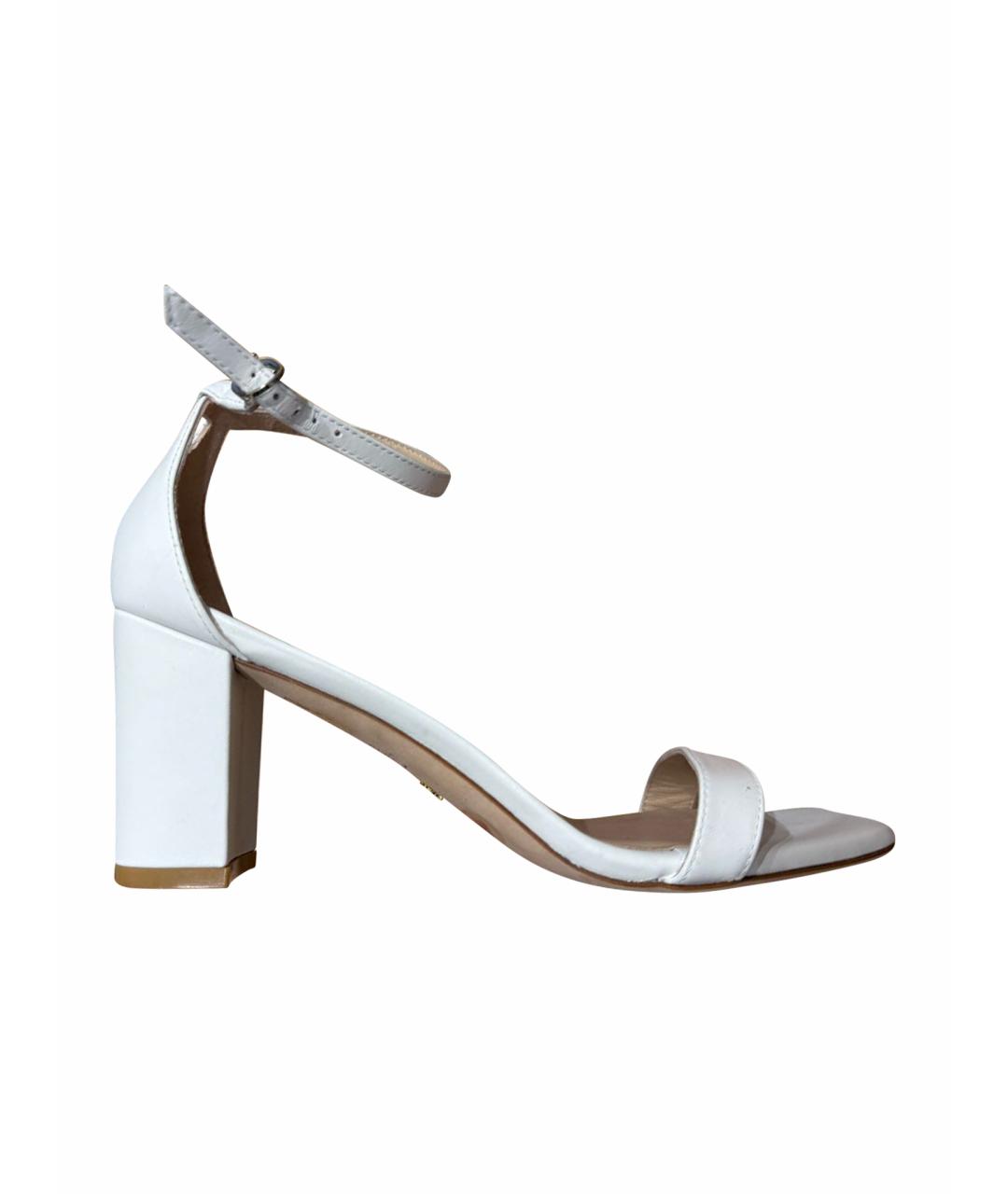 STUART WEITZMAN Белые кожаные босоножки, фото 1