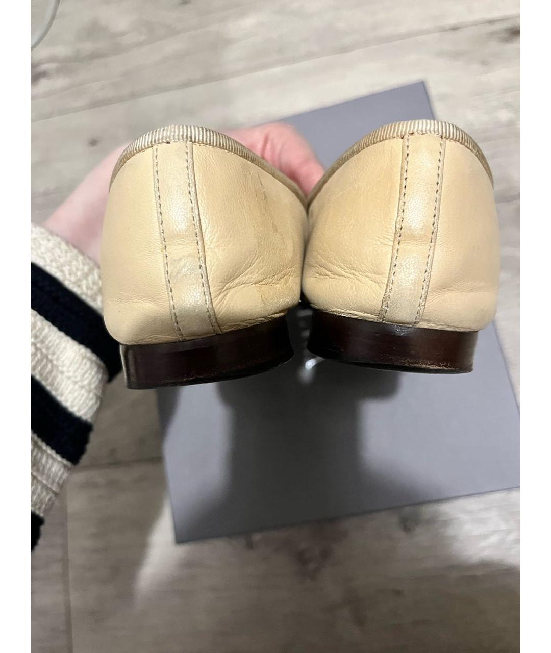CHANEL Бежевые кожаные балетки, фото 4