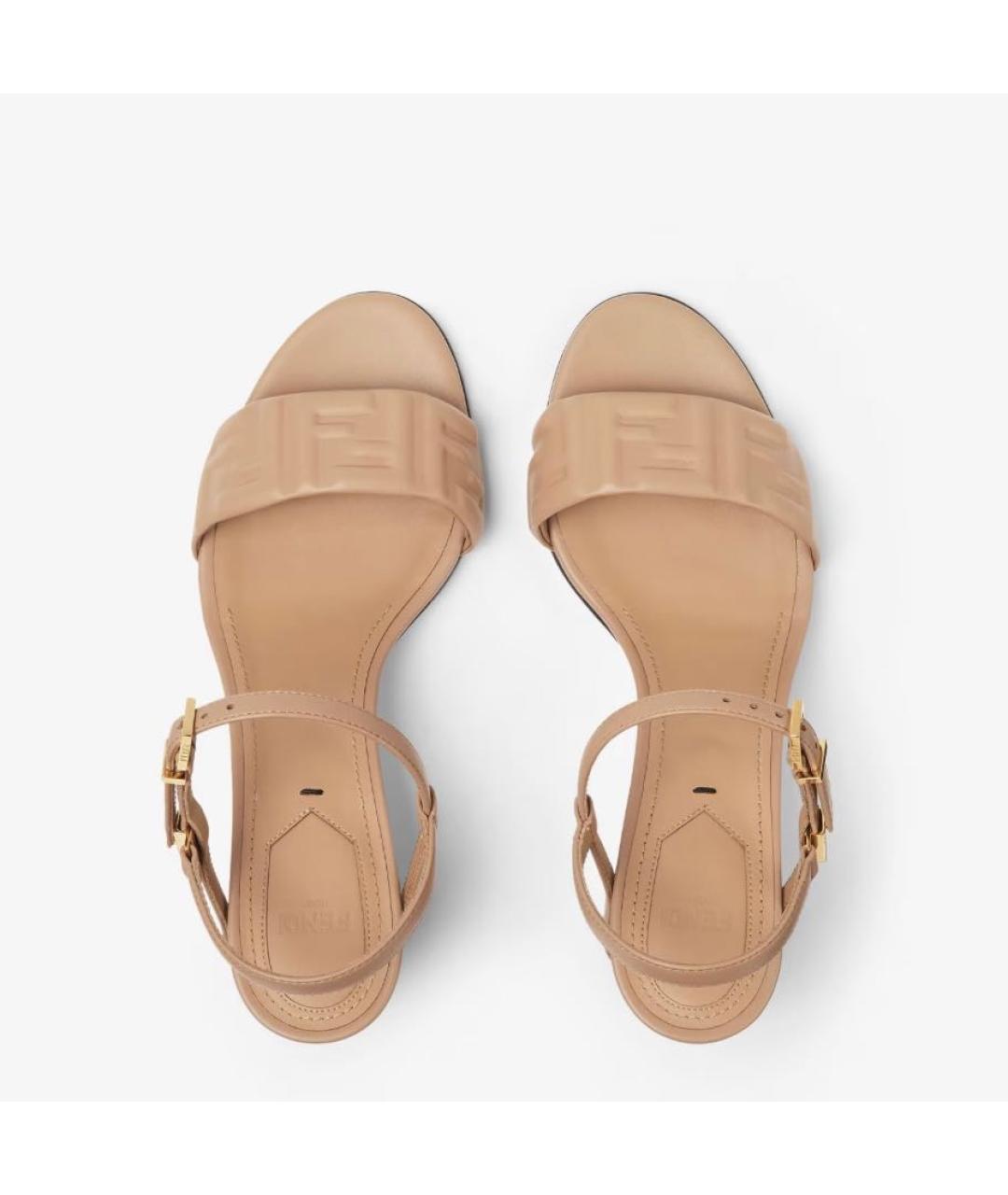 FENDI Бежевые кожаные босоножки, фото 4