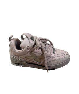 LOUIS VUITTON Низкие кроссовки / кеды