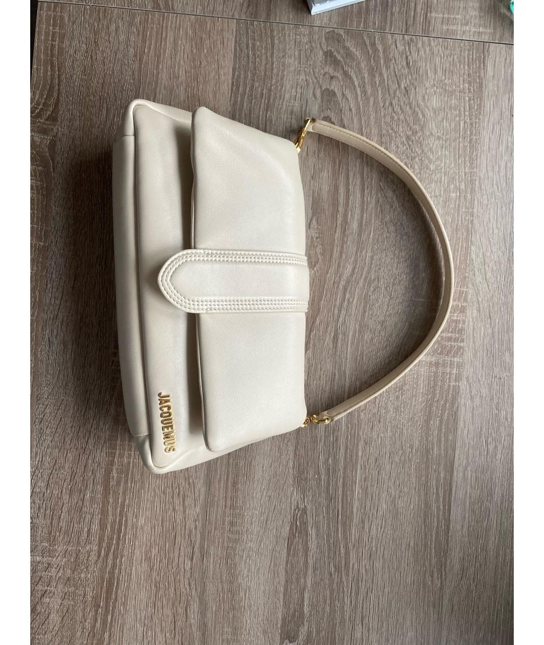 JACQUEMUS Бежевая кожаная сумка с короткими ручками, фото 8