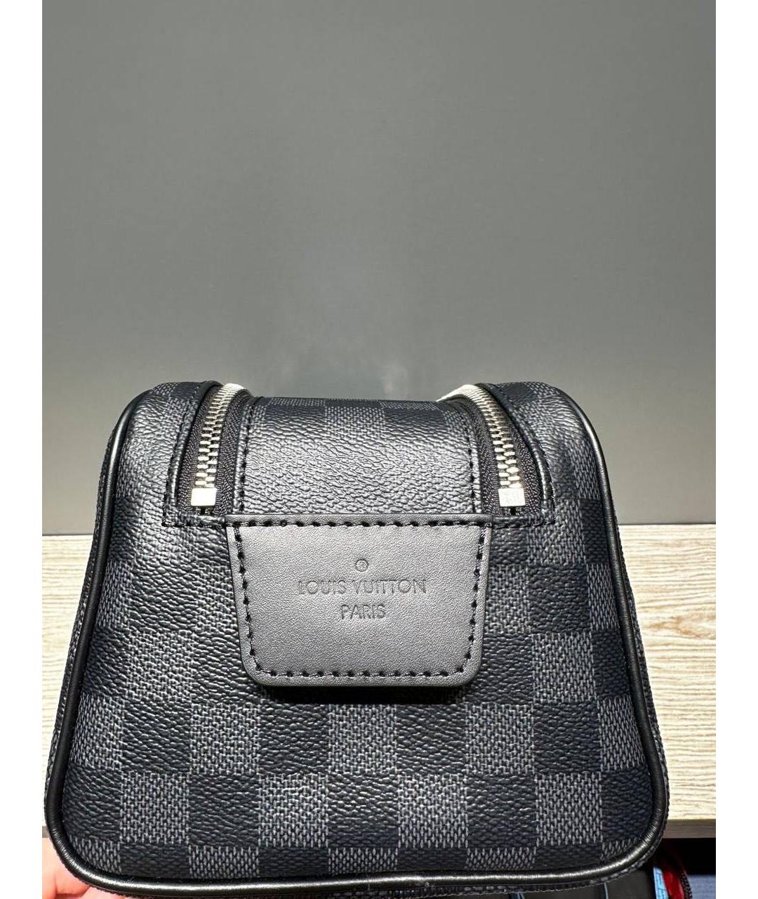 LOUIS VUITTON Черная барсетка, фото 4