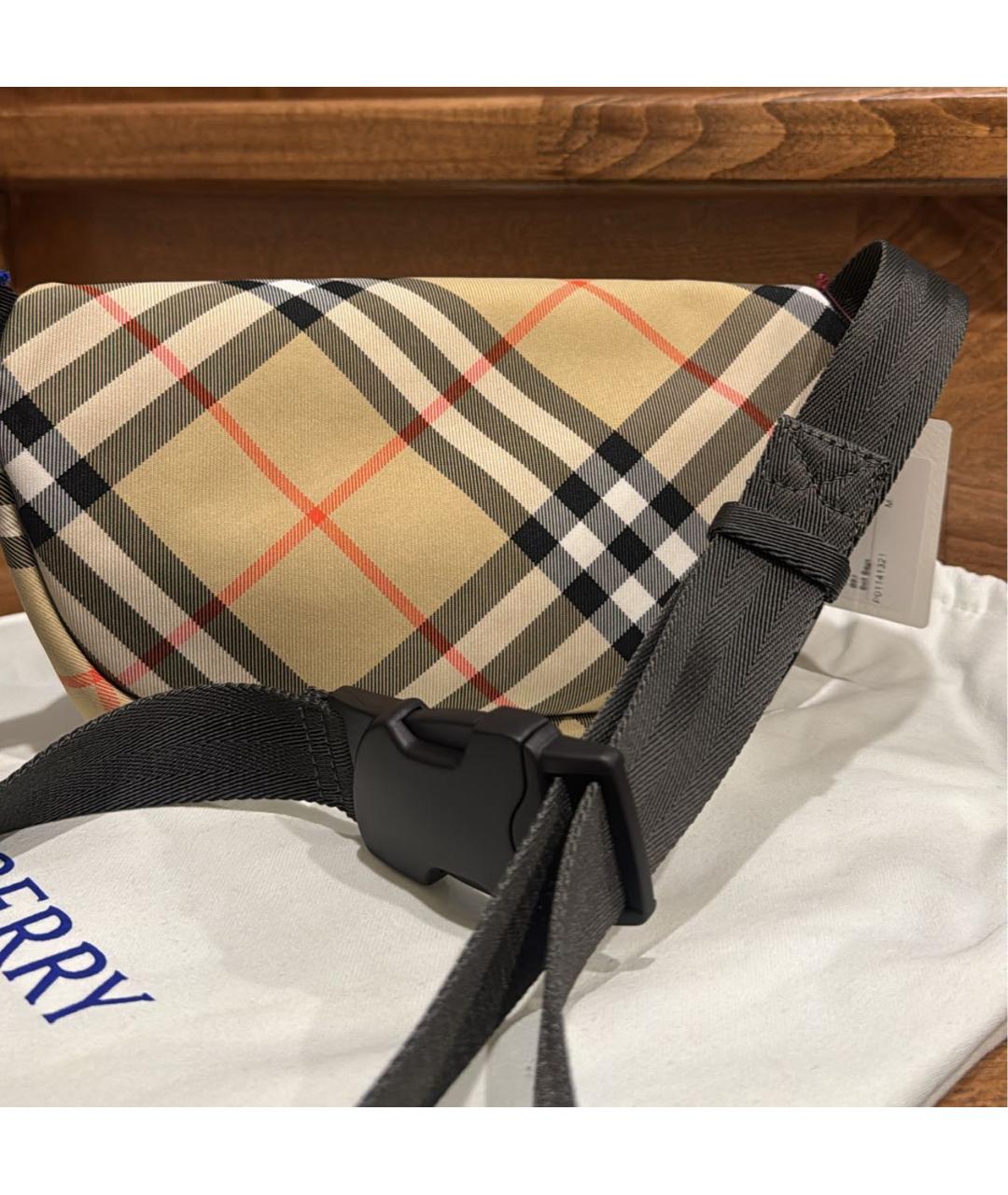BURBERRY Бежевая поясная сумка, фото 3