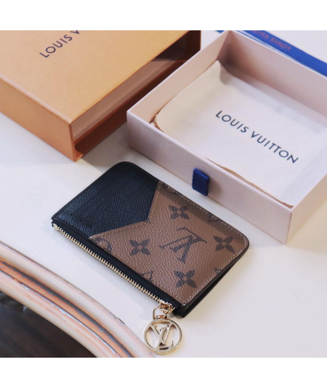 LOUIS VUITTON Коричневый кожаный кардхолдер, фото 3