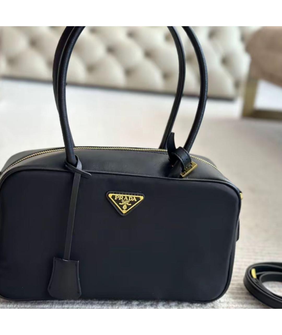 PRADA Черная кожаная сумка с короткими ручками, фото 6