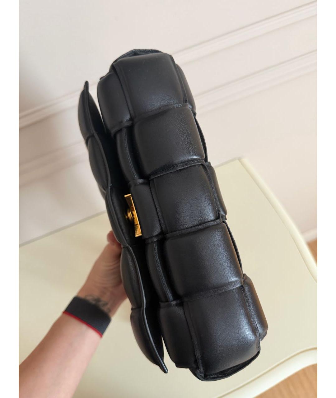 BOTTEGA VENETA Черная кожаная сумка через плечо, фото 6