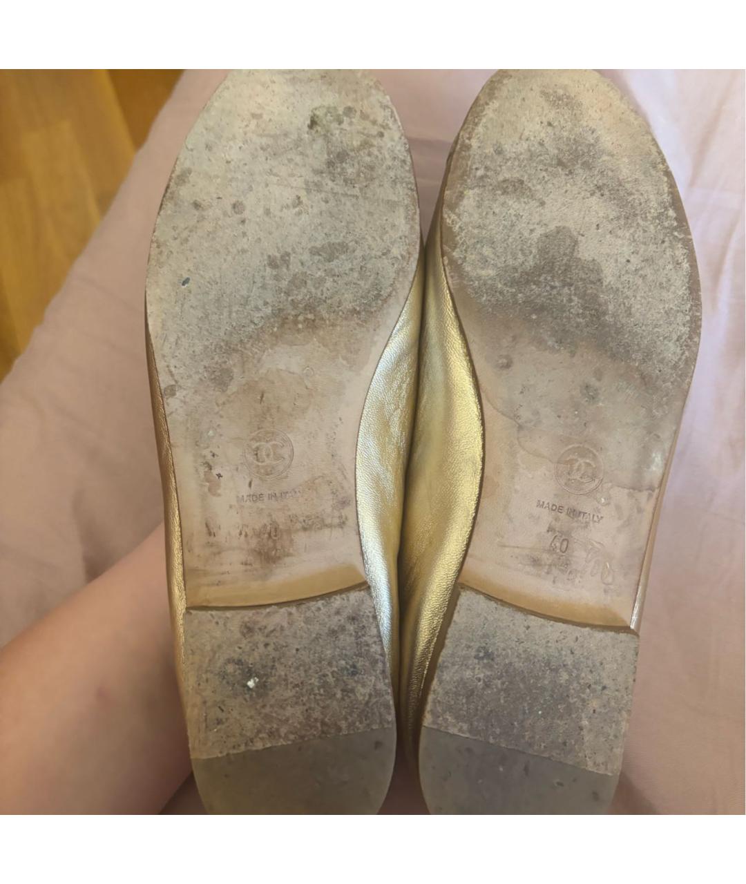 CHANEL Золотые кожаные балетки, фото 3