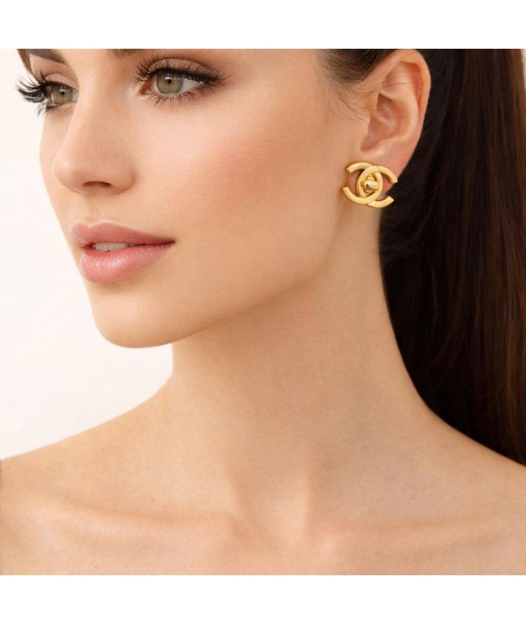 CHANEL Золотые металлические серьги, фото 3